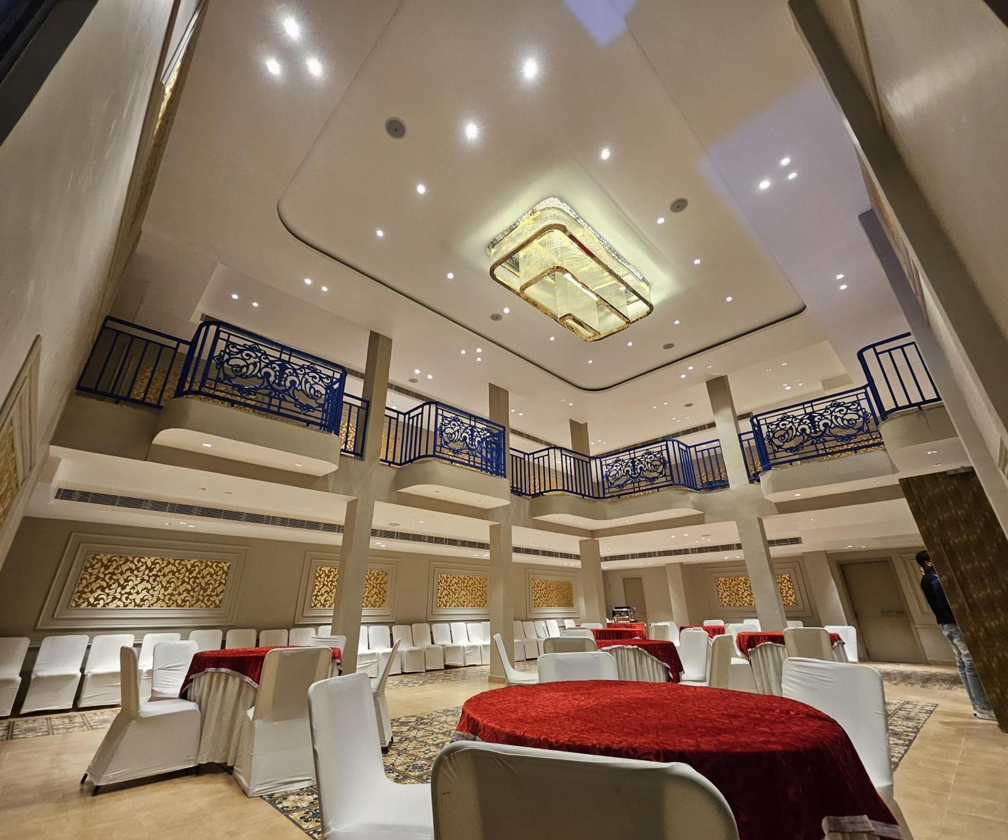Virasat Villa & Banquet Hall カーンプル エクステリア 写真