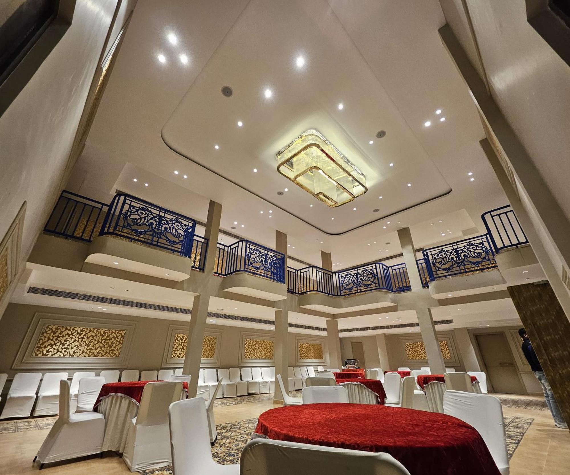 Virasat Villa & Banquet Hall カーンプル エクステリア 写真