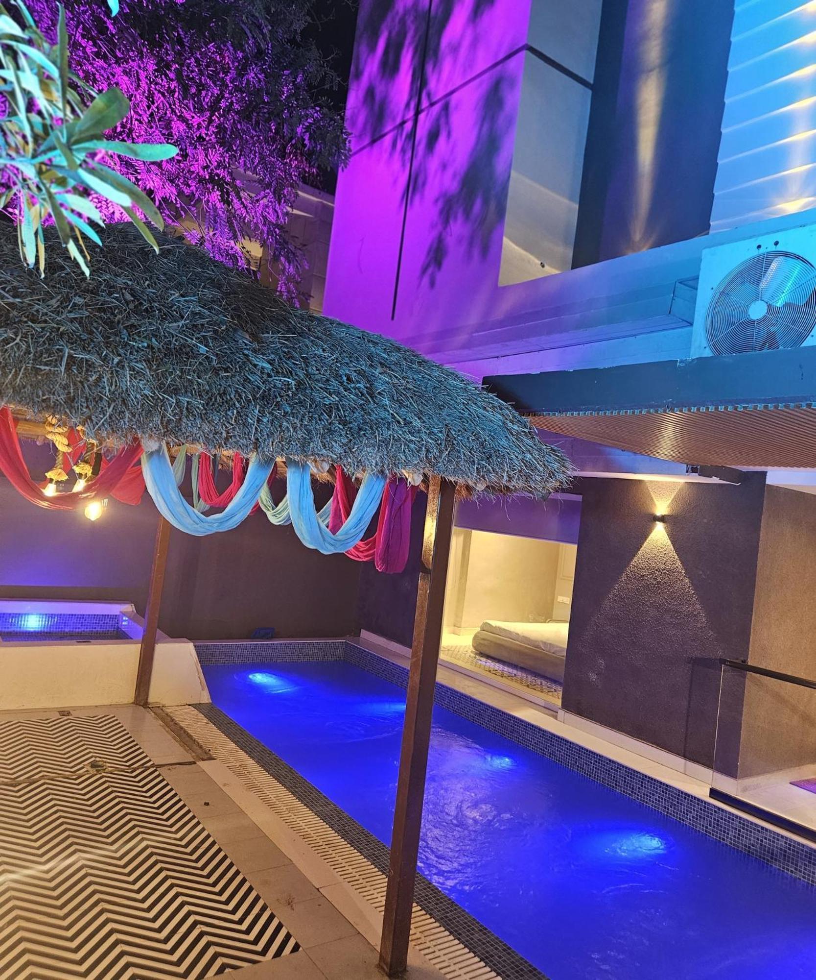 Virasat Villa & Banquet Hall カーンプル エクステリア 写真